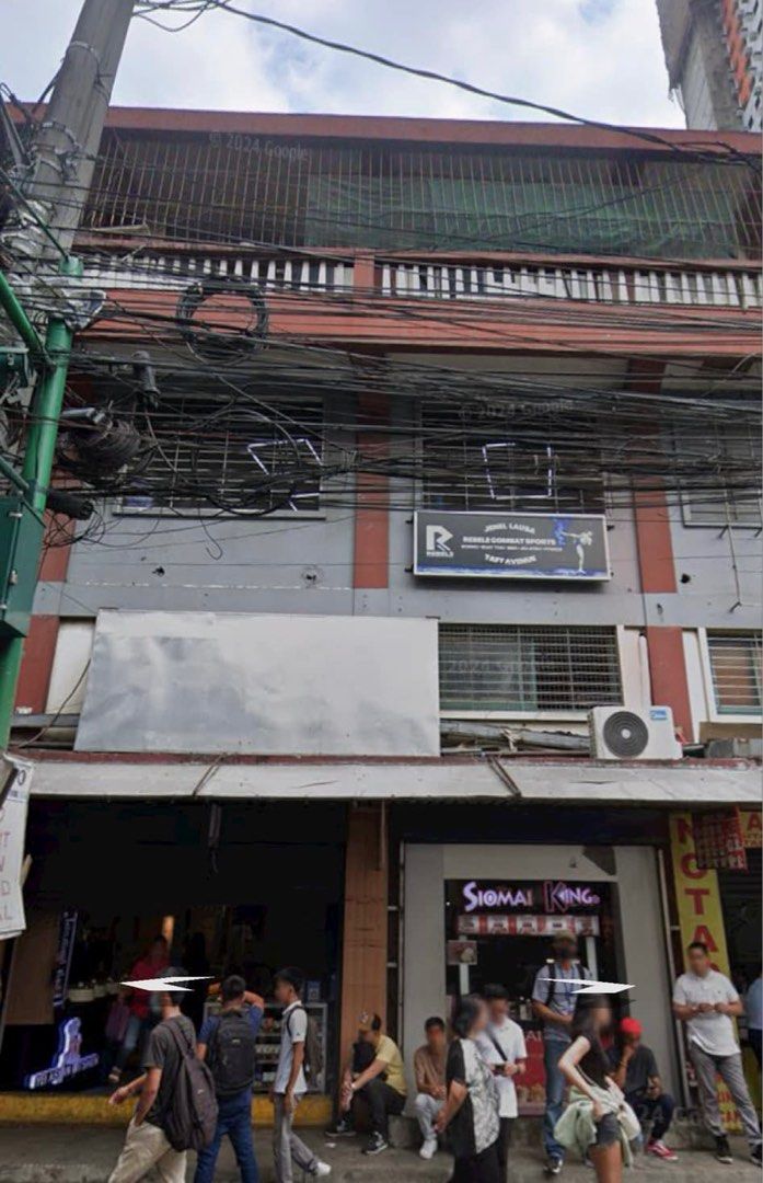 Commercial building for sale (Category: Commercial) located in Makati City. Submitted by athome.atlast (Listing ID 1362980276, Image 2). Description: Commercial lot with building along Taft Avenue, very prime, beside the Quirino station.