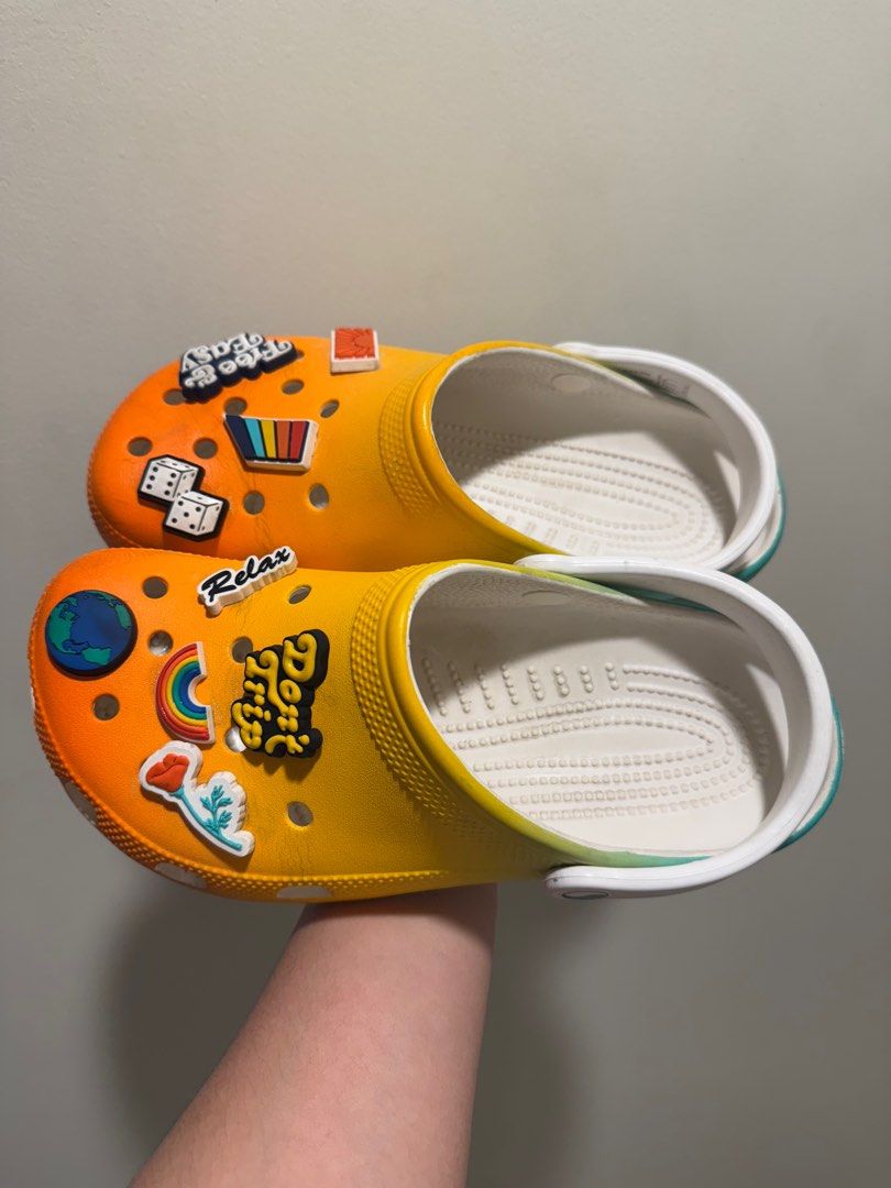 Free and Easy Crocs (Limited Edition) (Category: Sandals) located in Manila. Submitted by sleepychamp (Listing ID 1362930679, Image 2). Description: Womens 8 | Mens 6 -Limited Edition from the brand FREE & EASY - No box (bought in Korea) - Flaws: Visible Creases, Needs Cleaning Rfs: No longer my style Sf: Shouldered by buyer MOP: BPI, BDO, GCASH .