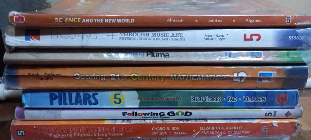Grade 5 Books (Category: Textbooks) located in Manila. Submitted by jersey_n_stuff (Listing ID 1362912211, Image 1). Description: 150 each - 800 bundle/take all Grade 5 Textbook Preloved- ballpen marks -Kamalayan ng Lahing Pilipino -Following God -Pillars -Soaring 21st Century Mathematics -Pinagyamang Pluma -Enjoying Life through Mapeh -Science and the New World .
