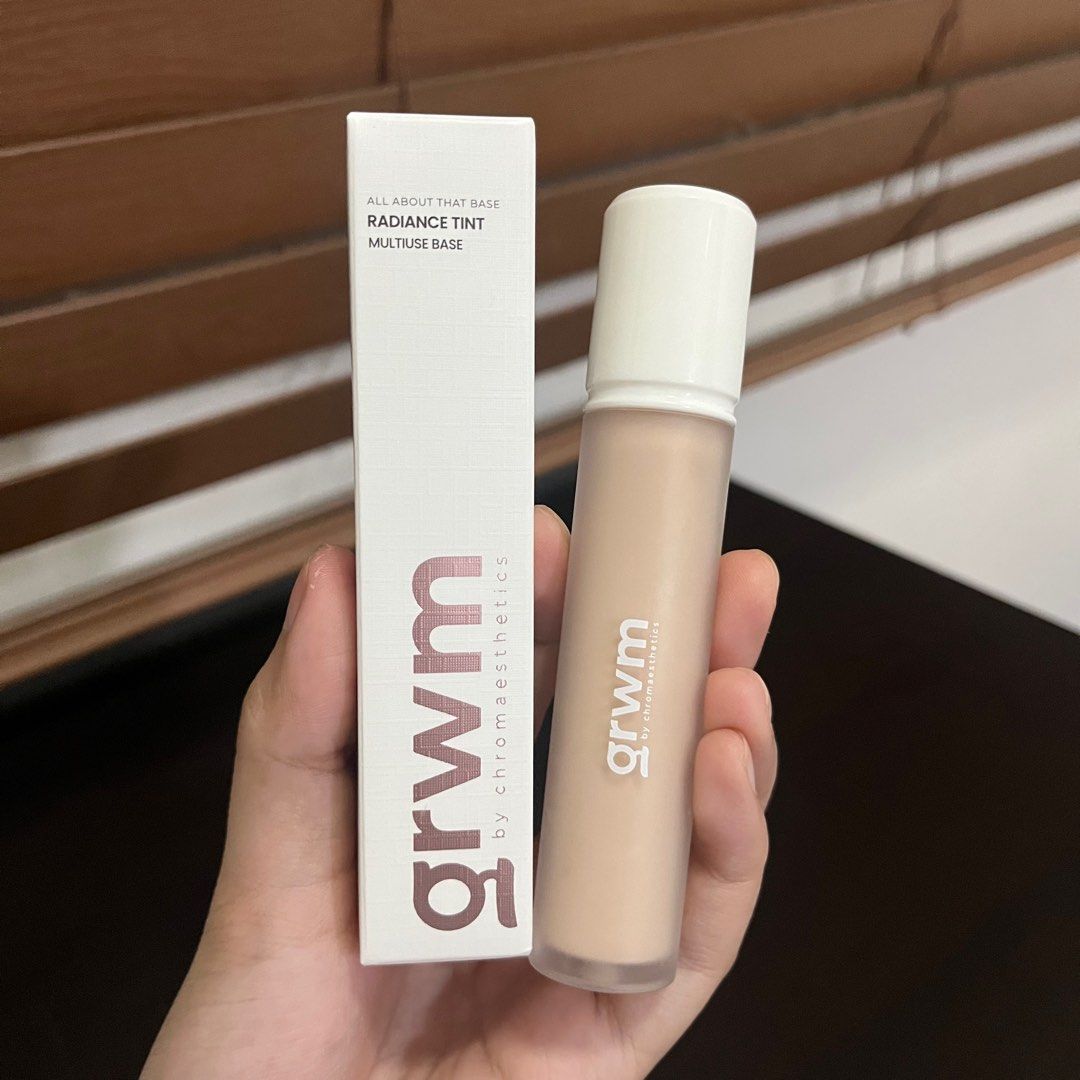 GRWM Radiance Tint Multi Use Base Concealer (Category: Makeup) located in Tarlac. Submitted by itsmaryyy (Listing ID 1362963623, Image 1). Description: shade: creme (light-medium warm).