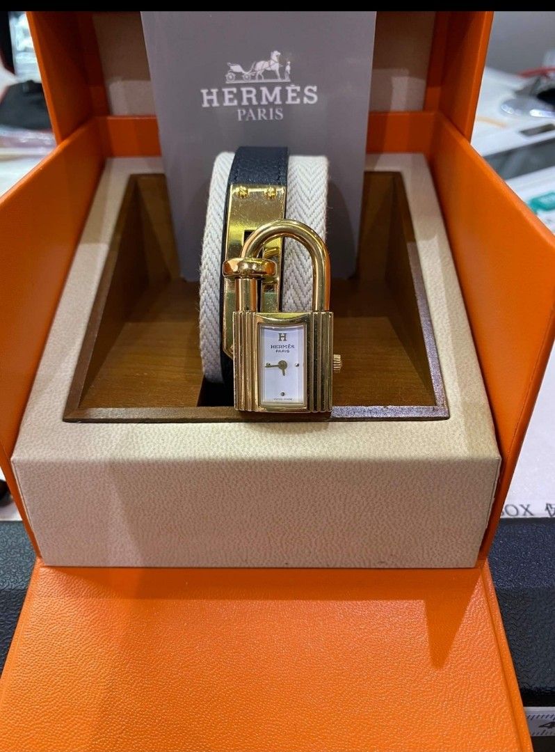 Hermes Kelly Watch (Category: Luxury Watches) located in Quezon City. Submitted by vtcshoppe (Listing ID 1362884167, Image 1). Description: fits s-m wrist super nice.