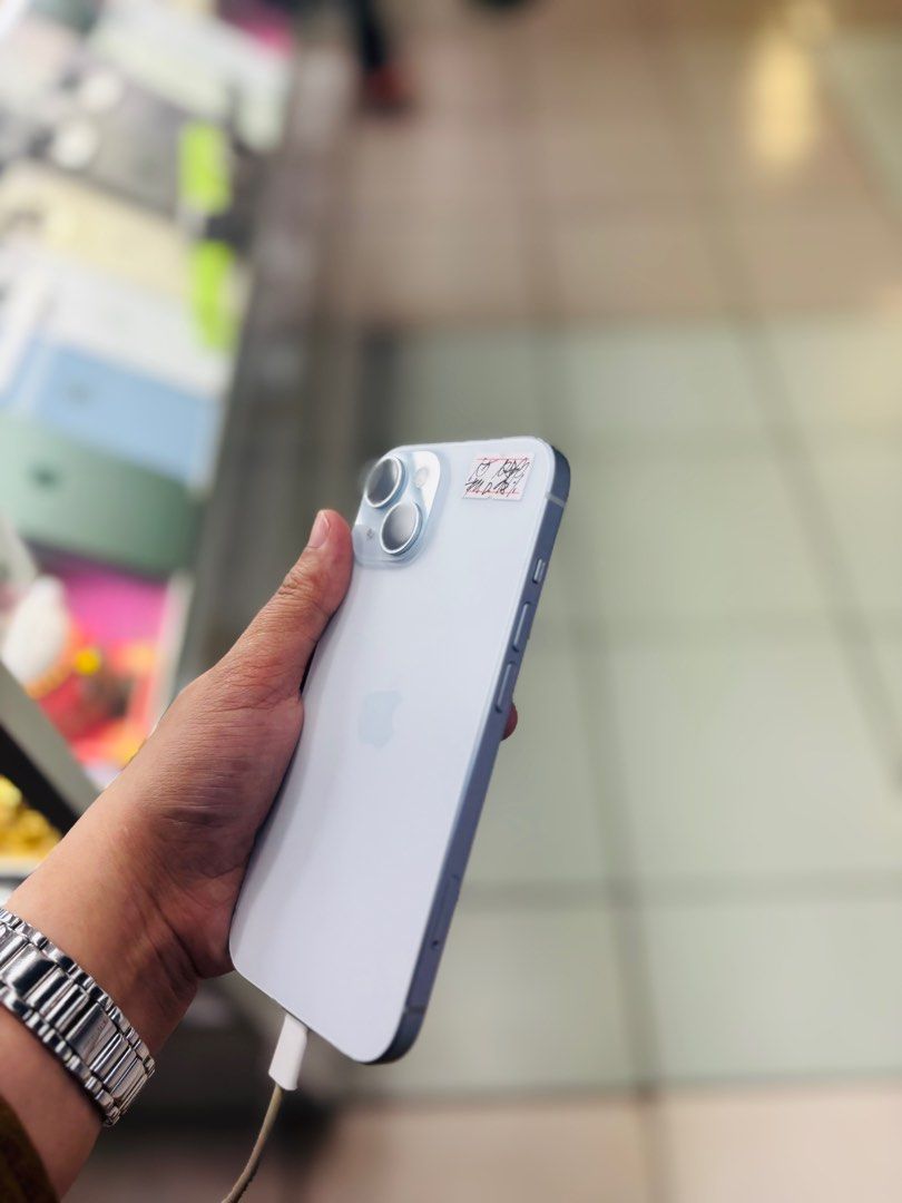 Iphone 15 128GB HK variant Openline 98bh (Category: iPhone 15 Series) located in San Juan City. Submitted by najihahtelecomshop2018 (Listing ID 1362930605, Image 2). Description: Legit Store | Original unit FOR SALE | TRADE / SWAP ▫️INSTALLMENT thru: 🔸Credit Card (straight / installment) 🔸Ggives / Gcredit + 6% interest 🔸Spay Later + 6% interest (RFS: Buy and Sell any kinds of Gadgets) Description: iPhone 15 Pro 128Gb ( other GB are also availa