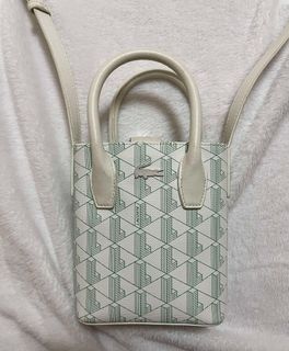 (Category: ) located in . Submitted by jvpg2230 (Listing ID 1362965407, Image 1). Description: .