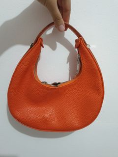 (Kategori: ) berada di . Dikirim oleh vivi1995m12844 (ID iklan 1362955428, Gambar 1). Deskripsi: .