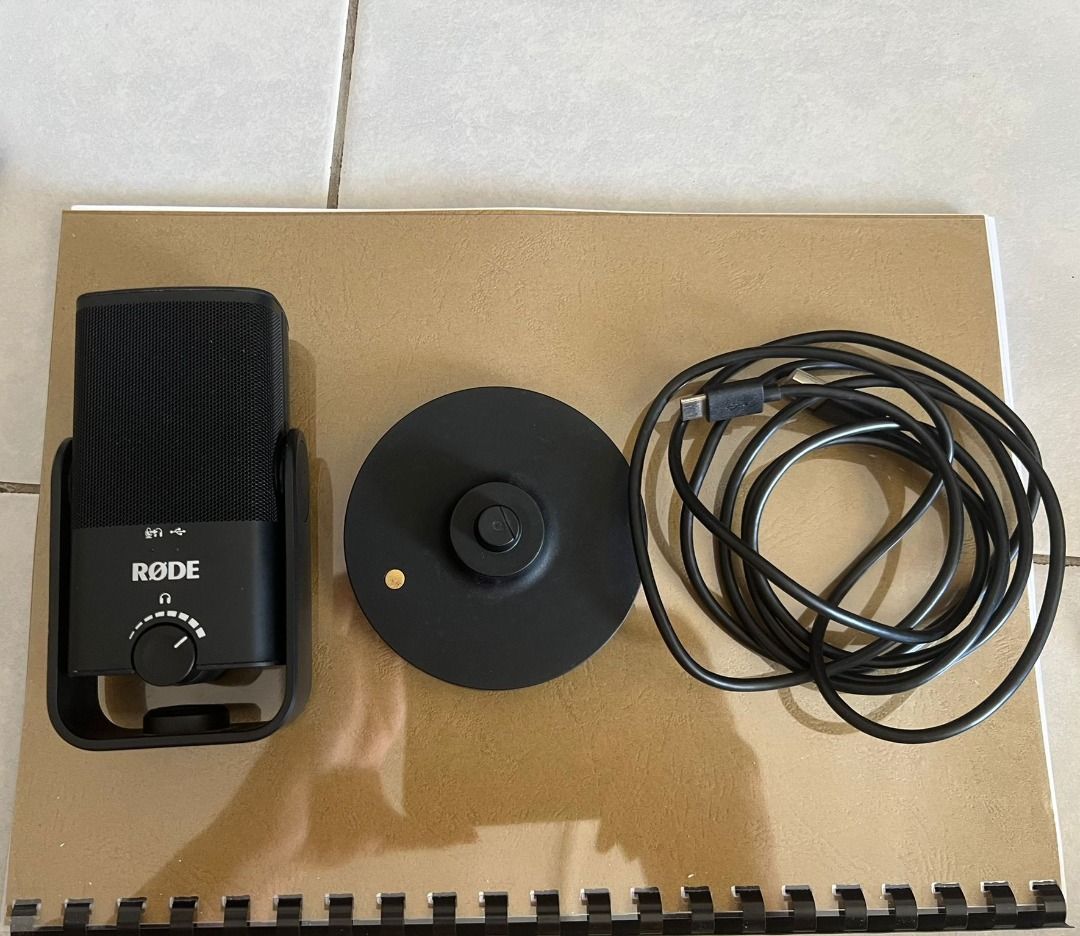 NT USB Mini Rode Microphones (Category: Microphones) located in Singapore. Submitted by nightmarish (Listing ID 1362903626, Image 1). Description: What you see in the pic, is what you get. No Box Meet up at Redhill MRT. .