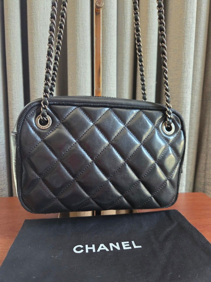 PL Chanel Ballerine mini camera bag (Category: Luxury Bags & Wallets) located in Quezon City. Submitted by shop.mar.go (Listing ID 1362883537, Image 2). Description: preloved in excellent condition chanel ballerine mini camera case bag comes with dust bag, hologram sticker intact and entrupy series 21 shiny calfskin leather ruthenium hardware can be carried as double strap shoulder bag or single strap body bag.