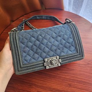 (Kategori: ) berada di . Dikirim oleh fanclau.bag (ID iklan 1362887187, Gambar 1). Deskripsi: .