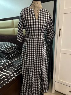 (Category: ) located in . Submitted by splendidcloset (Listing ID 1362850520, Image 1). Description: .