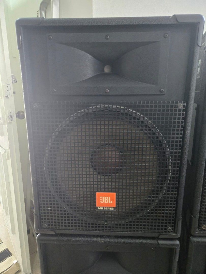 Speakers63209281940739111