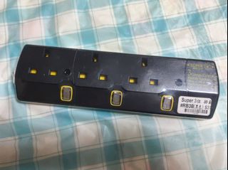（分類：）位於 。 由 fong328 提交（商品編號 1362857048，圖片 1）。簡介： 。