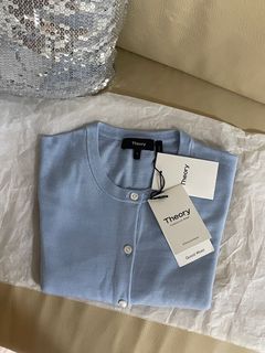 （分類：）位於 。 由 chloelaucc 提交（商品編號 1362999505，圖片 1）。簡介： 。