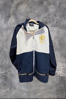 (Category: ) located in . Submitted by thrift_age (Listing ID 1362993042, Image 1). Description: .