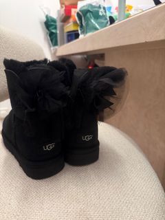 （分類：）位於 。 由 BigLuxCloset 提交（商品編號 1362959757，圖片 1）。簡介： 。