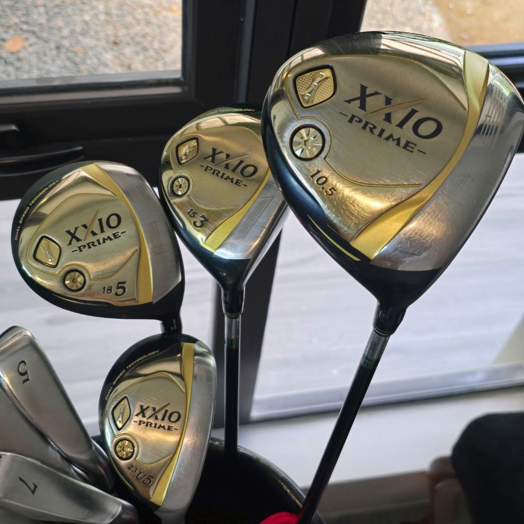 Xxio SP900 Prime Full Set (Category: Golf) located in Pasig City. Submitted by doubleyami (Listing ID 1362923395, Image 2). Description: Xxio SP900 Prime Full Set Driver - 10.5° degree 3W - 16.5 5W - 18 4H - 23 A / S , P-5i 9/10 overall condition, bag leather is the most noticeable flaw but all Clubs itself are in MINT condition.