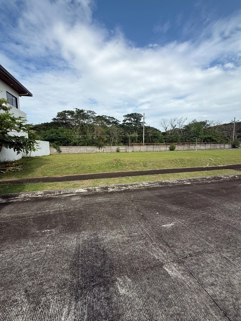 (Category: ) located in . Submitted by ej.sotto (Listing ID 1363134980, Image 1). Description: .