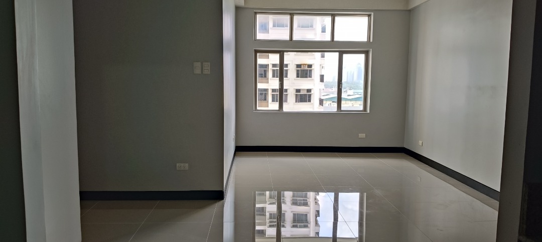 (Category: ) located in . Submitted by ajcalalo (Listing ID 1363014062, Image 1). Description: .