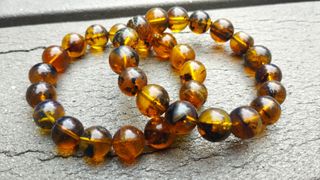 天然意境“靈草藥珀”蜜蜡手串 Amber64222193896834110