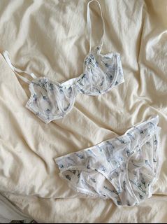 (Category: ) located in . Submitted by diyascloset (Listing ID 1363106151, Image 1). Description: .