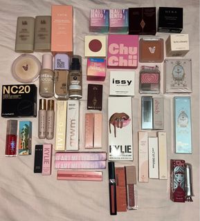 (Category: ) located in . Submitted by 097buys (Listing ID 1363124524, Image 1). Description: .