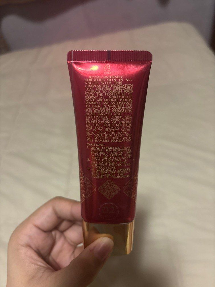 Authentic Chat foundation shade: Sand (Category: Makeup) located in Manila. Submitted by janella_1 (Listing ID 1363088782, Image 3). Description: Foundation used by the makeup artist of "Thank you Kateyki Aonsomrutai" Famous in Thailand Bought this sa Eve and Boy in Thailand for 1.2k, swatched a few times decluttering .