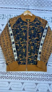 (Category: ) located in . Submitted by budakstore (Listing ID 1363011669, Image 1). Description: .