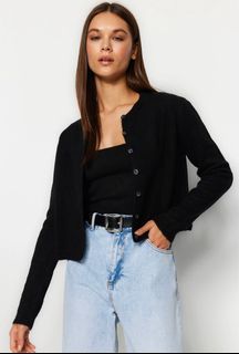 (Category: ) located in . Submitted by clothes888 (Listing ID 1363022143, Image 1). Description: .