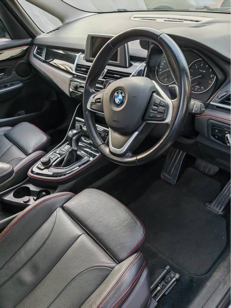 BMW 220i Coupe Sport (A)62863128778626114
