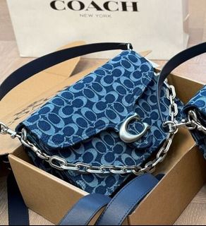 (Category: ) located in . Submitted by fashion.shoppp (Listing ID 1363067761, Image 1). Description: .