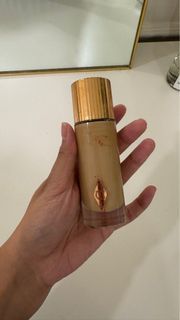 Charlotte Tilbury Flawless Filter in Medium (Expired)