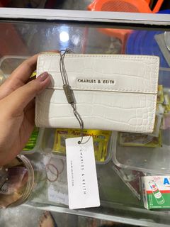 (Kategori: ) berada di . Dikirim oleh jualannyaviany (ID iklan 1363137690, Gambar 1). Deskripsi: .