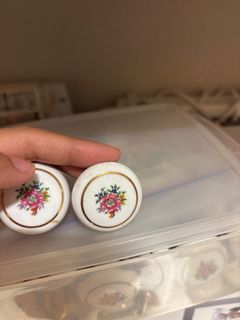 (Category: ) located in . Submitted by nuenue (Listing ID 1363007816, Image 1). Description: .