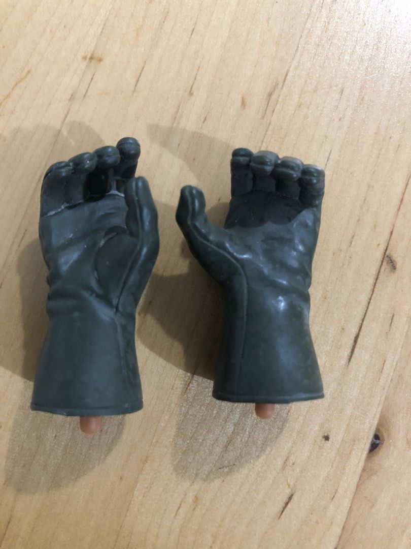 Dragon hand for 1/6 scale (h) (Category: Figurines & Statues) located in Malabon City. Submitted by wtpickies (Listing ID 1363044341, Image 1). Description: .