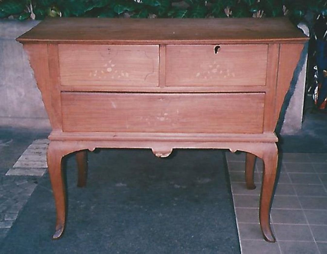 EARLY 19TH CENTURY NARRA ALTAR TABLE (Category: Tables & Sets) located in Bulacan. Submitted by tsunami_express (Listing ID 1363090377, Image 1). Description: .