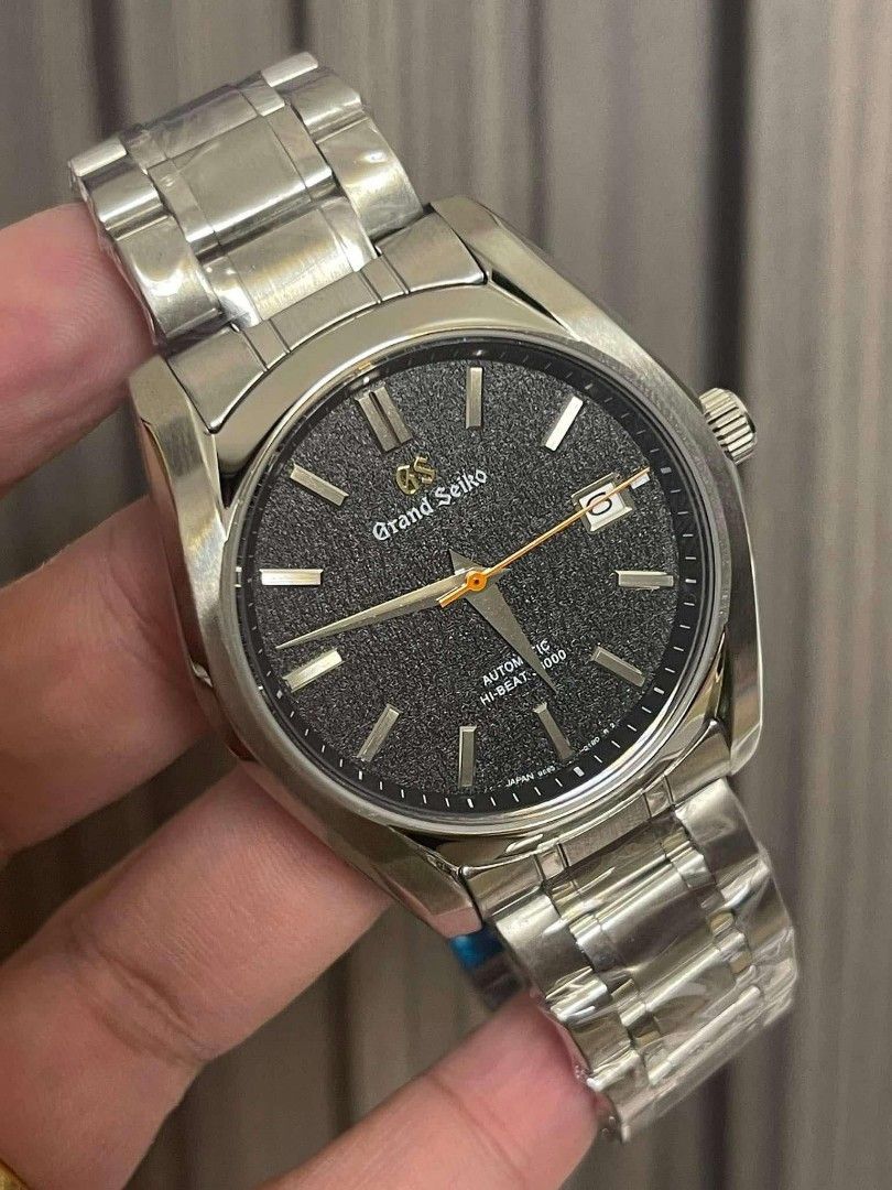 Grand Seiko (Category: Luxury Watches) located in Manila. Submitted by kaneramos031818 (Listing ID 1363165992, Image 2). Description: .