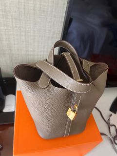 （分類：）位於 。 由 luxshopperholic 提交（商品編號 1363108226，圖片 1）。簡介： 。
