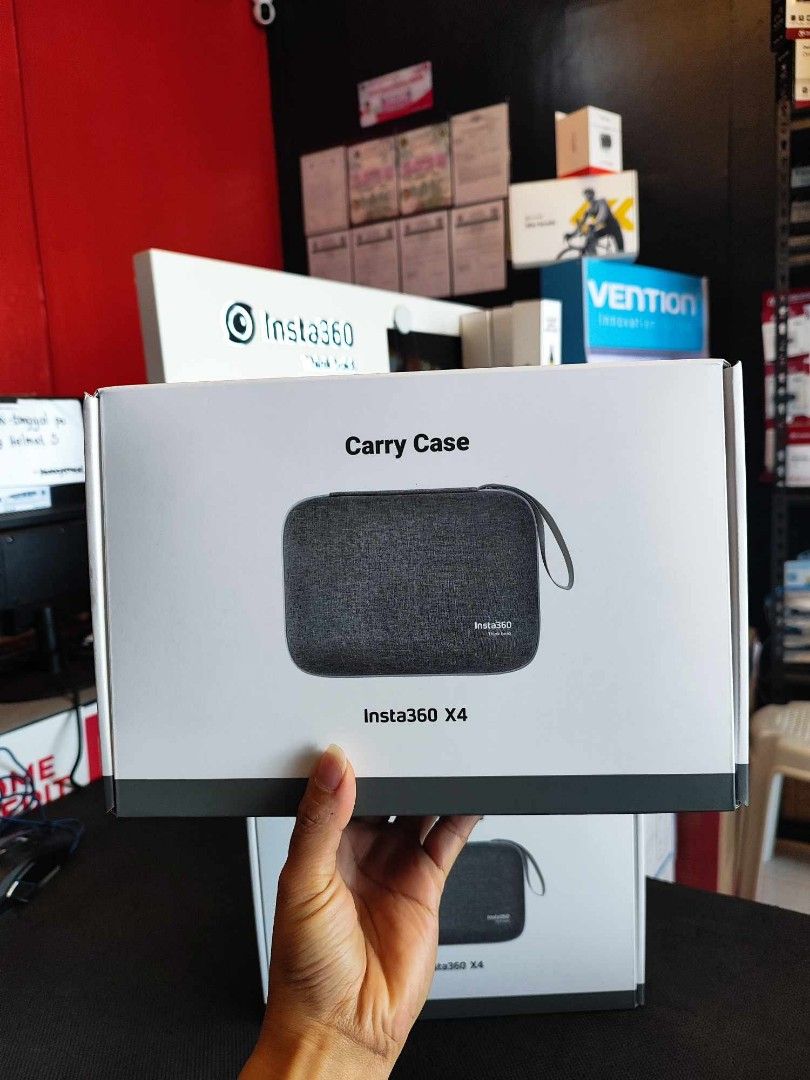 Insta360 X4 Carry Case (Category: Camera Bags & Carriers) located in Makati City. Submitted by slaccessoriesshop (Listing ID 1363072863, Image 2). Description: Insta360 X4 Carry Case 💥 ELECTRONICS, COMPUTER ACCESSORIES AND APPLIANCES 💥 All Items - Original / Brand New / Sealed We issue SALES INVOICE With WARRANTY RECEIPT With TECHNICAL SUPPORT Accepting BULK ORDERS We are OPEN EVERYDAY ! Same Day Delivery DELIVERY - Lalamove (SameDayDelivery w/