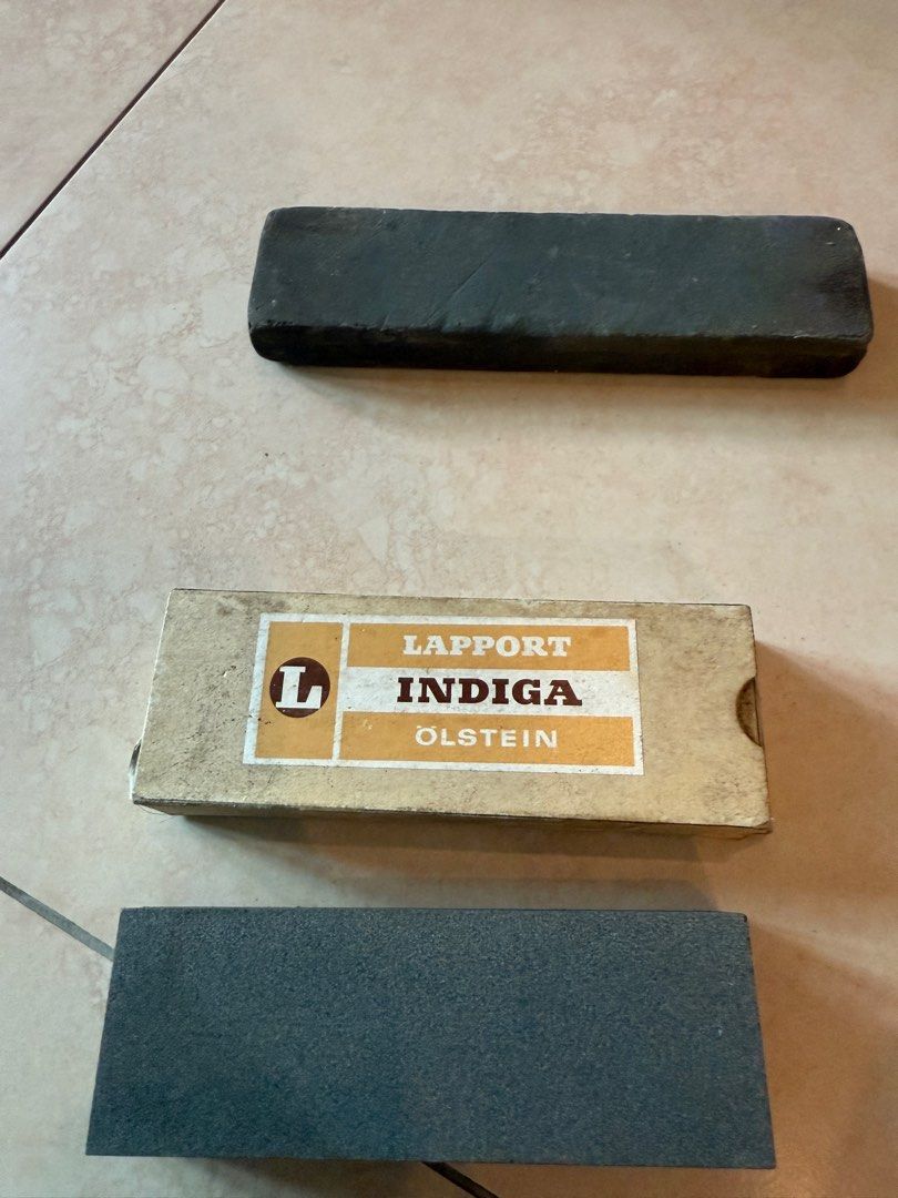Knife sharpening block65074070035459110