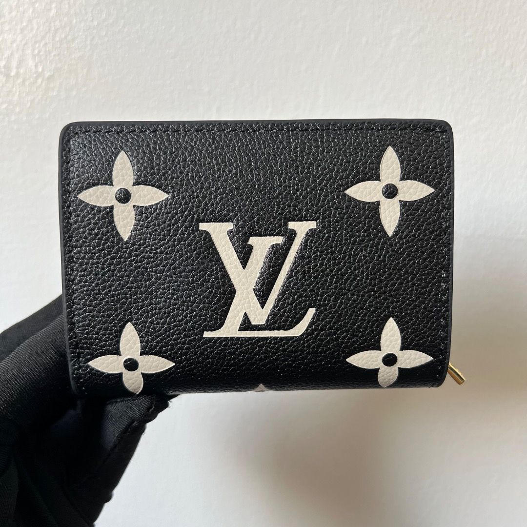 LV Clea Bicolor Empriente Wallet (Category: Luxury Bags & Wallets) located in Antipolo. Submitted by mjlenihcpreloved (Listing ID 1363069807, Image 1). Description: .