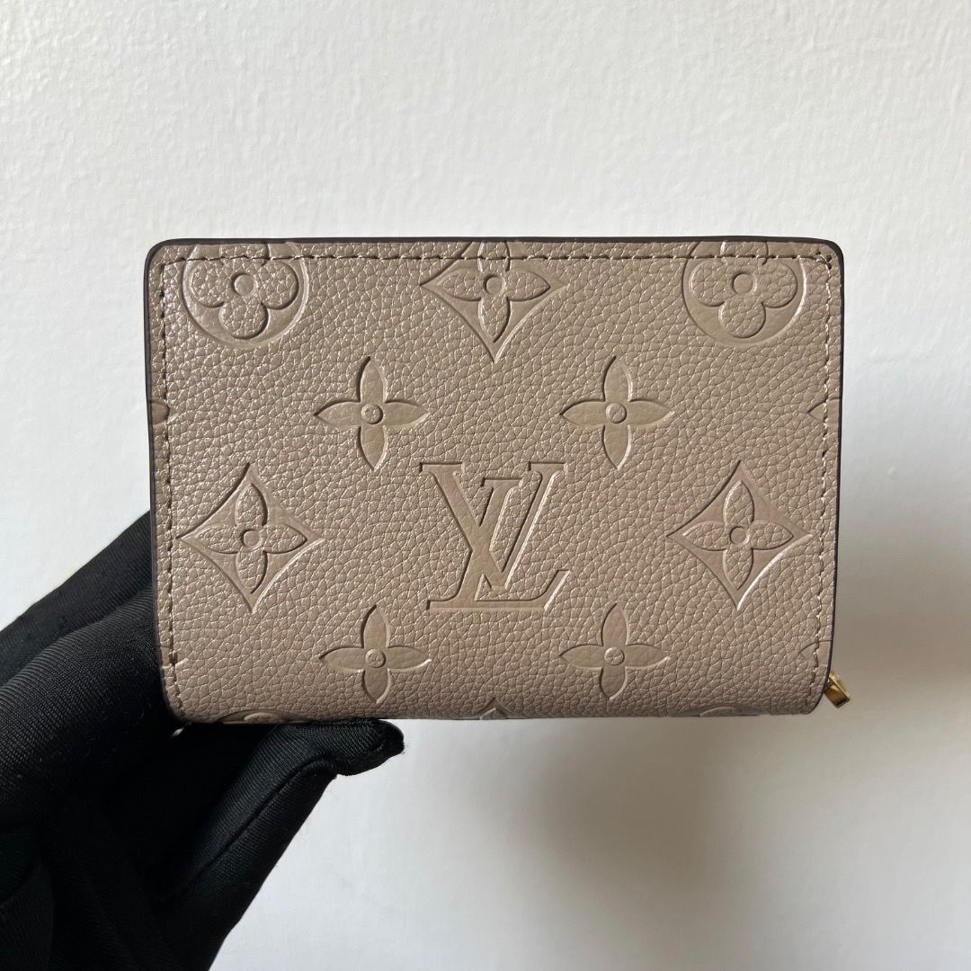 LV Clea Empriente Wallet (Category: Luxury Bags & Wallets) located in Antipolo. Submitted by mjlenihcpreloved (Listing ID 1363070612, Image 1). Description: .