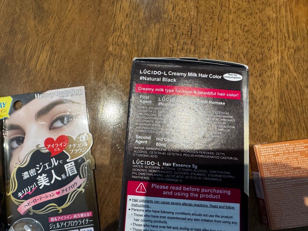 Make up (Category: Makeup) located in Singapore. Submitted by happishopper (Listing ID 1363142159, Image 2). Description: Selling everything at $5.