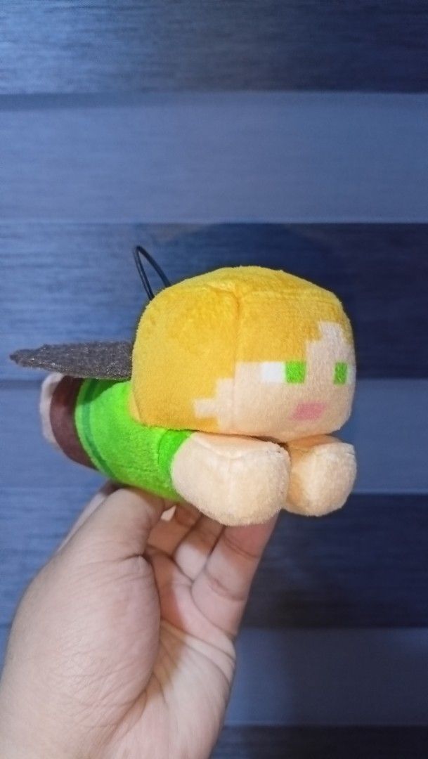 Minecraft Alex Plush Charm (Category: Plushies & Soft Toys) located in Bacoor. Submitted by raket_projects (Listing ID 1363170415, Image 1). Description: P250 Minecraft Alex Plush Charm 🩷As is wyswyg 🩷Clean and fresh 🫧 🩷With clear etiketa.