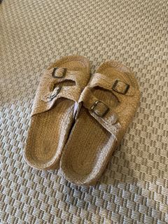 (Category: ) located in . Submitted by alinmakesadeal (Listing ID 1363006572, Image 1). Description: .