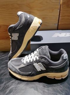 (Category: ) located in . Submitted by newbalancestoresg (Listing ID 1363028287, Image 1). Description: .