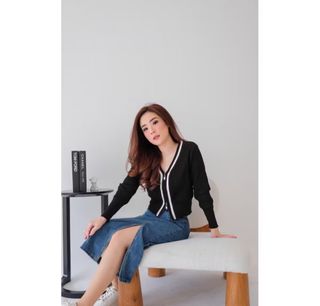 (Kategori: ) berada di . Dikirim oleh prelovedbymoana_ (ID iklan 1363045319, Gambar 1). Deskripsi: .