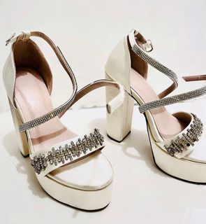 (Category: ) located in . Submitted by swift.thrift (Listing ID 1363083107, Image 1). Description: .