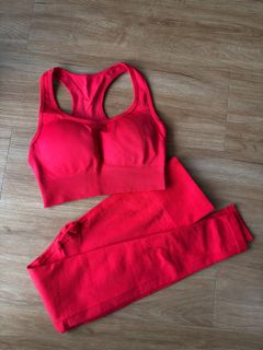 (Category: ) located in . Submitted by buymyclothes_ (Listing ID 1363072342, Image 1). Description: .
