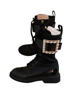 （分類：）位於 。 由 reva.fashion 提交（商品編號 1363069936，圖片 1）。簡介： 。