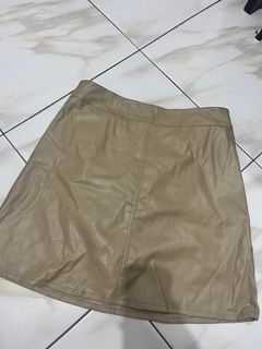 (Kategori: ) berada di . Dikirim oleh preloved_veroclaudiaa (ID iklan 1363151516, Gambar 1). Deskripsi: .