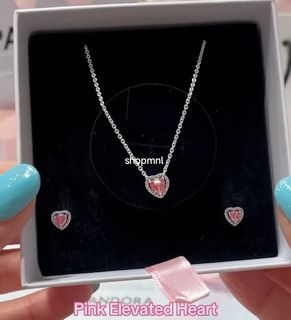 🎀SALE! PANDORA PINK ELEVATED HEART NECKLACE & STUD EARRING SET