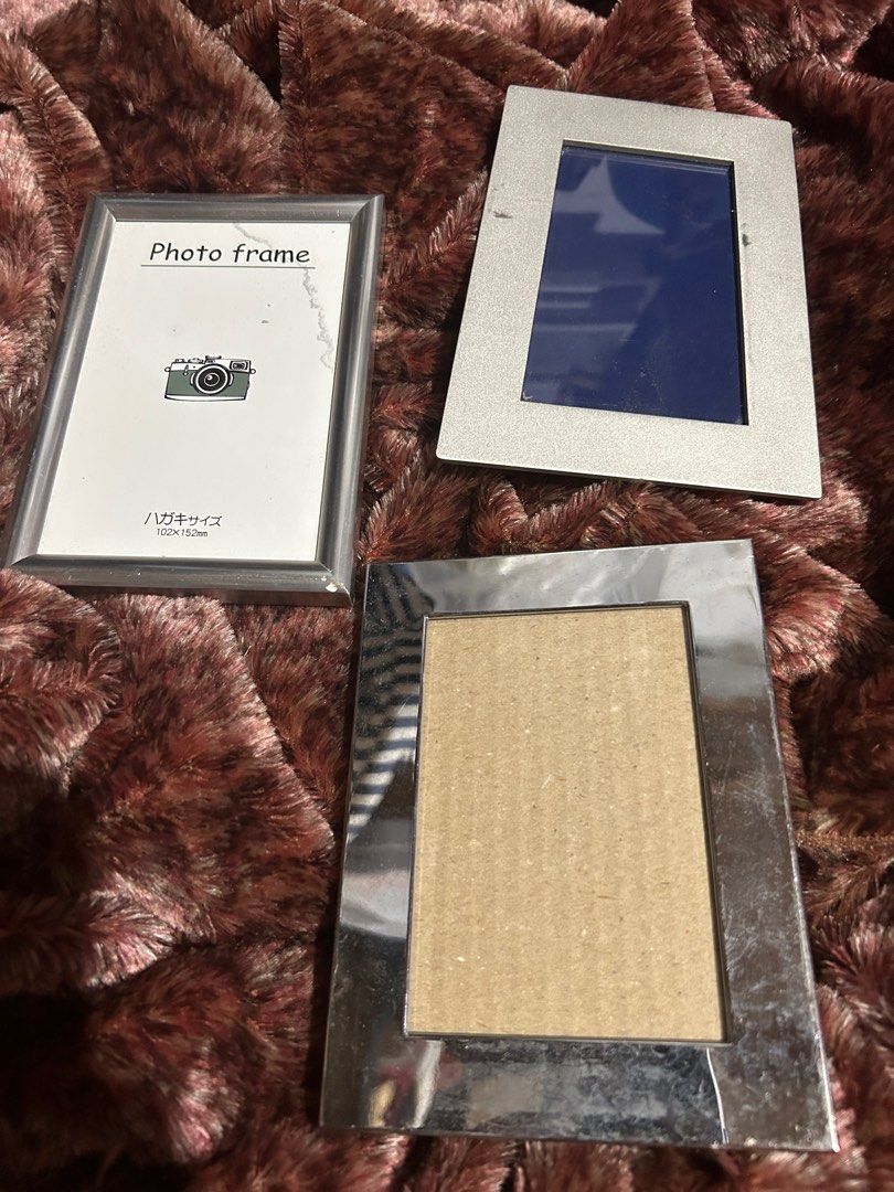 SILVER FRAMES (Category: Frames & Pictures) located in San Jose. Submitted by arianecald10996 (Listing ID 1363008425, Image 1). Description: As Is. Mabigat yung isa .